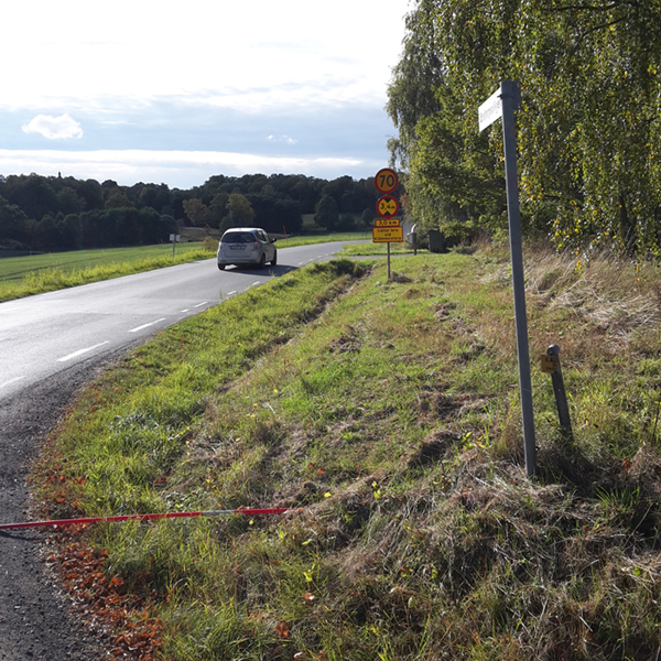 Björneberg vägen mot sydväst och Järstorp kyrka.jpg