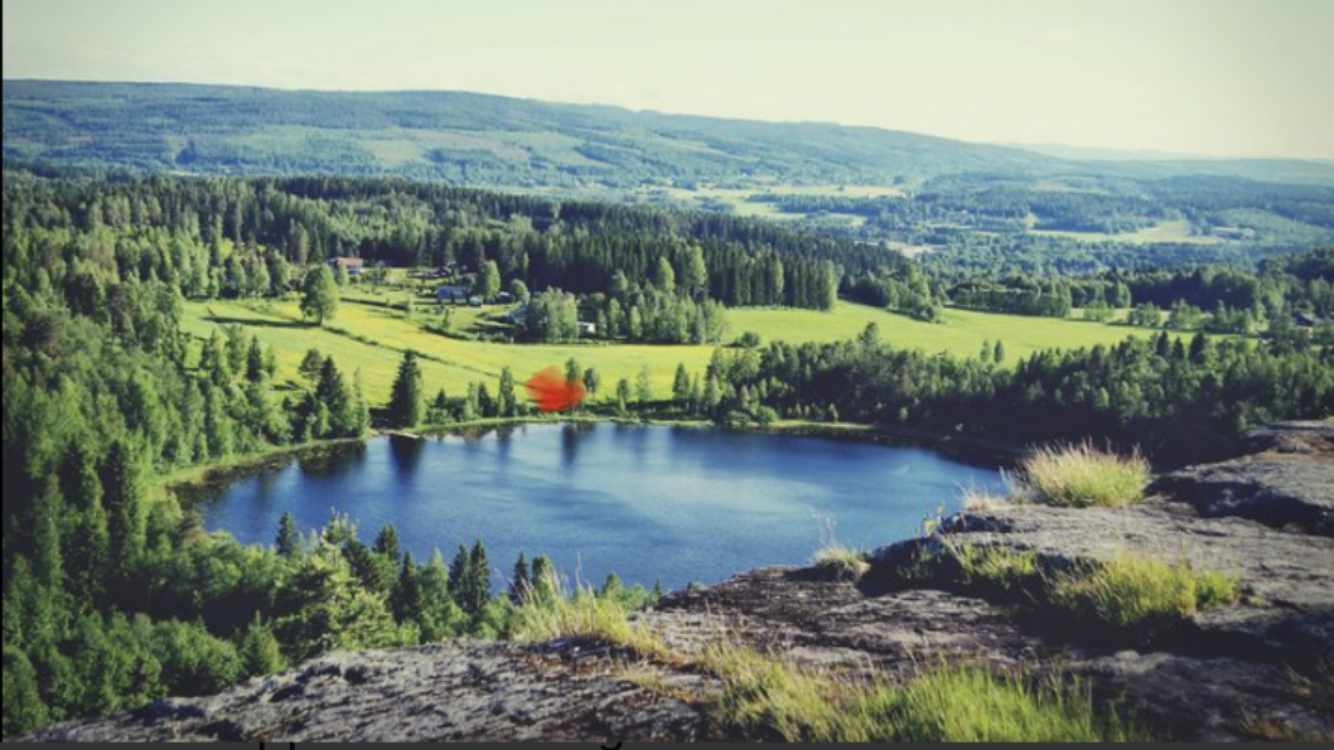 Zonen ”Hulibeach” fotad från Uvberget.